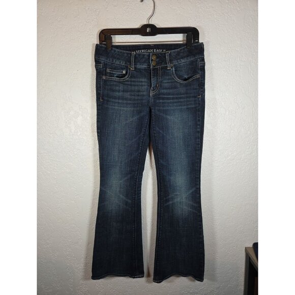 American Eagle Jeans Womens Sz 4 Reg Artist Flare Boot Med Blue Wash 29x28 - Picture 1 of 4